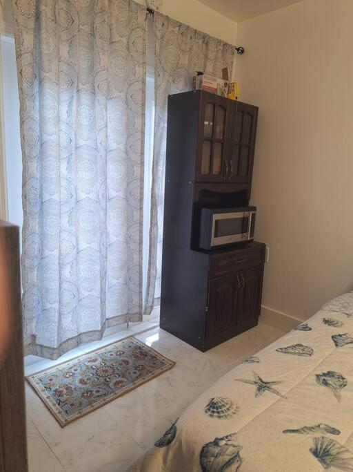 Brand New Studio Apartment 베로 비치 외부 사진